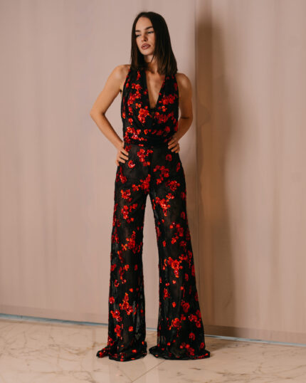Red passion - Tuta nera con ricami rossi