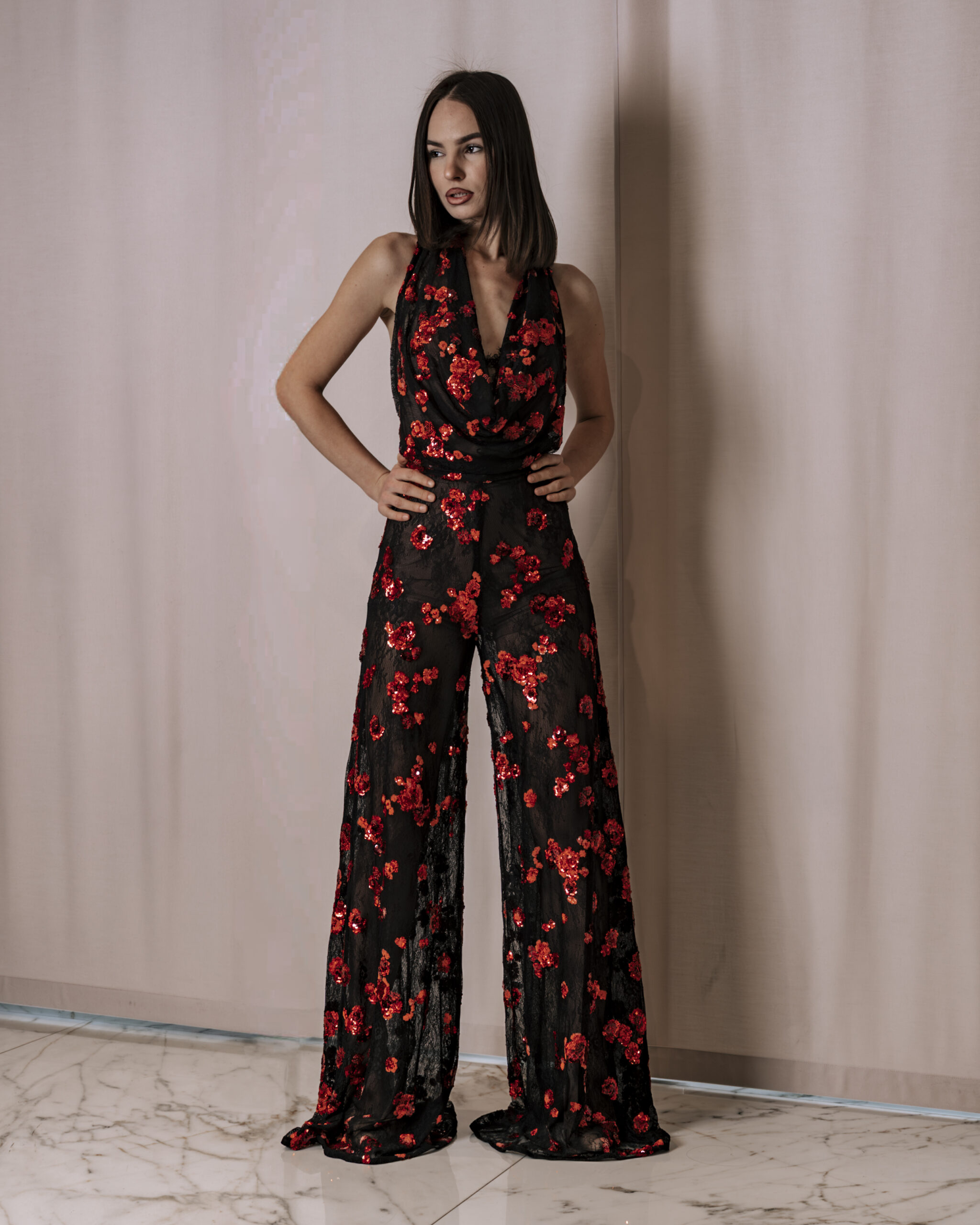 _DSC6406 Velvet Riot Suit - immagine 1